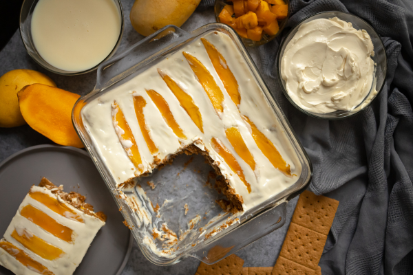 noche buena food - mango float