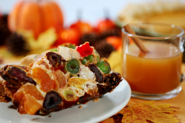 noche buena food - fruitcake