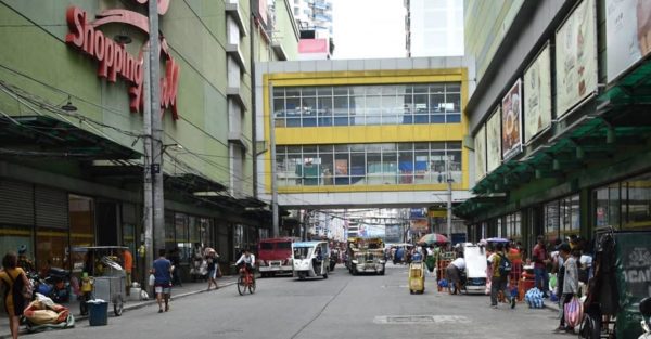 tiangge in the philippines - divisoria